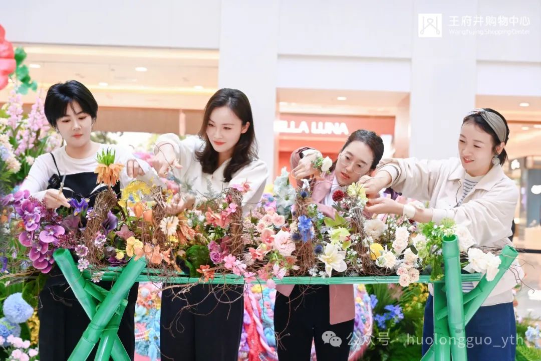 成都购物中心打造“花花万物”_6008集团官方网站集团官方网站