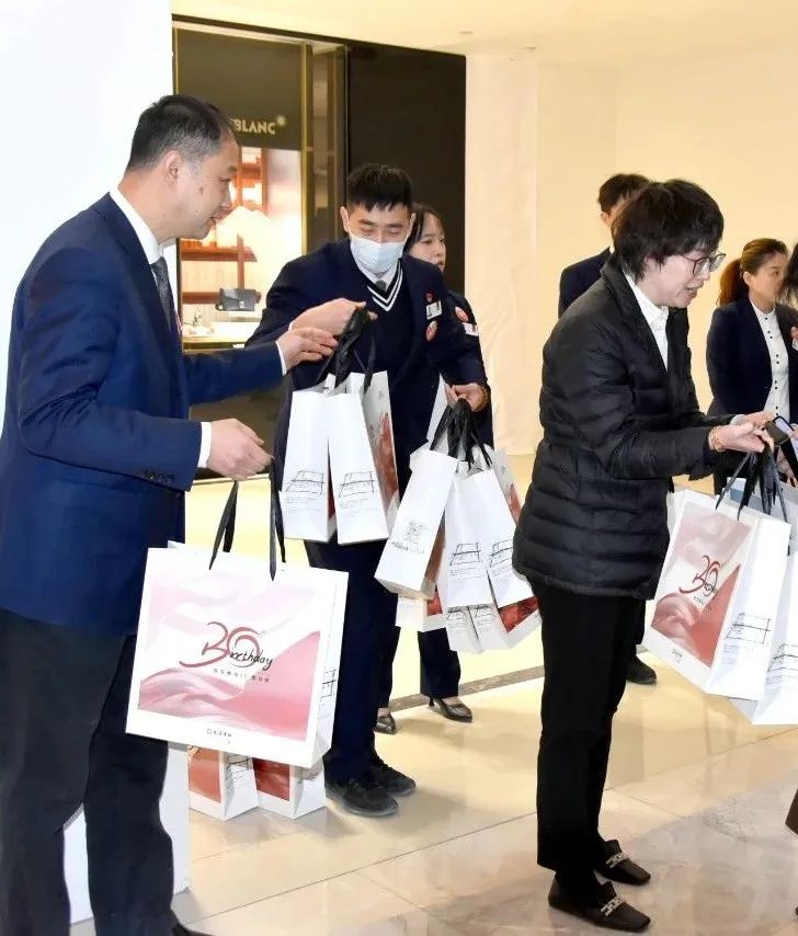 只争朝夕，，，是谁创立了业绩惊喜！_6008集团官方网站集团官方网站