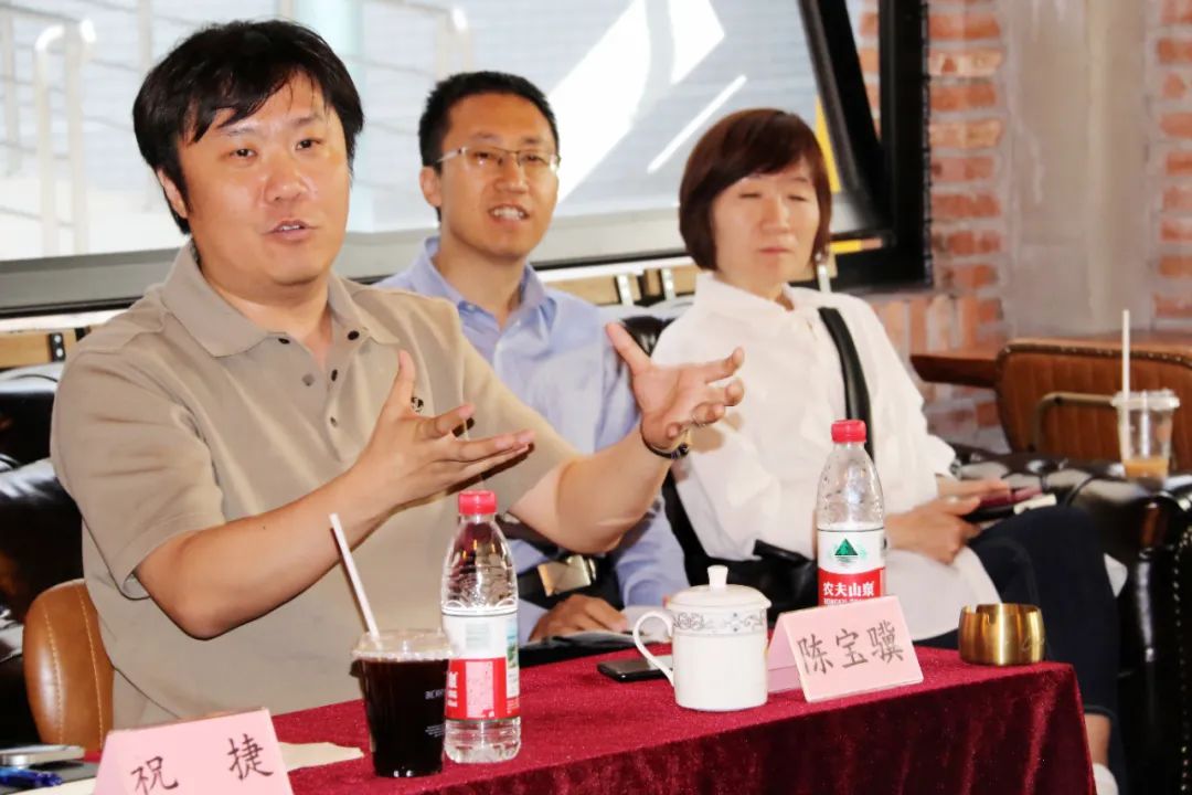 北京区域召开谋划剖析会，，，，共探“一店一策”转型之路_6008集团官方网站集团官方网站